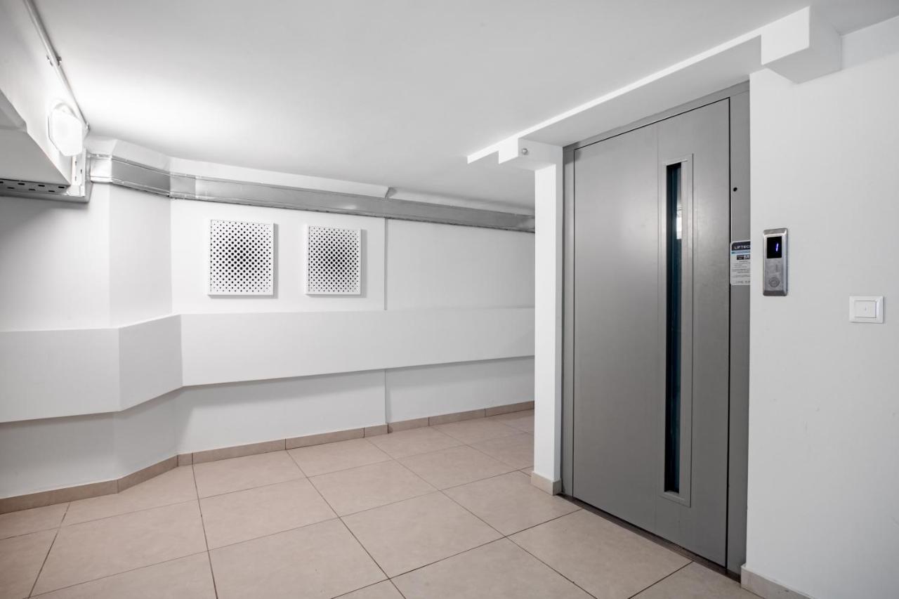 Supreme B2 Apartment In Syntagma アテネ エクステリア 写真